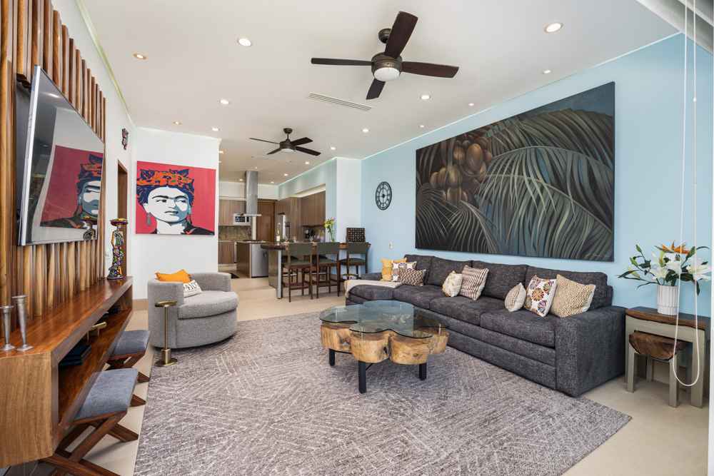 Living room, wide